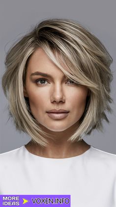 Spiked Bob Haircut, Kellie Pickler Short Hair, Chin Length Choppy Hair, Short Hair Fall 2024, Med Bob Hairstyles, Flattering Haircuts For Oval Faces, Razorcut Bob, Bob Haircut For Fine Hair Bangs, Short Chin Length Hair