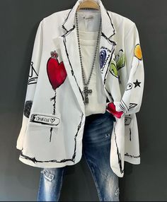 Painted Denim Jacket, Painted Jacket, T Shirt Painting, Painted Jeans, Refashion Clothes, Look Casual