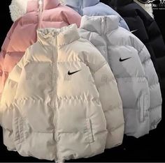 Nike Mont, Nike Winter Shoes, Puffer Jacket Nike, Cute Nike, Outfits Stylish, Winter Fashion Outfits Casual