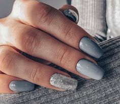 30 Cute Polish Nail Designs You Need to Copy Immediately – PinningFashion Stars Nails, Bridesmaids Nails, Grey Nail Designs, Going Grey, Sns Nails, Nail Trend, Her Nails, Gray Nails