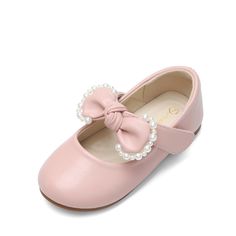 PRICES MAY VARY. Lovely Decoration: Cute bowknot adorned with sewn shiny pearls adds an elegance look to your little princess. These pearls will not fall easily. Foot and Toe Protection: The soft lining helps prevent little girls' feet from chafing, and the reinforced PU toe cap helps protect your little girls' fragile toes. Comfortable Wear: The soft faux sheepskin lining and soft latex insole keep your kids wearing comfortably and offer cushion and support. Besides, the patterned latex insole Toddler Girl Dress Shoes, Toddler Dress Shoes, School Wedding, Girls Ballet Flats, Shoes Mary Jane, Flower Girl Shoes, Mary Jane Ballet Flats, Girls Dress Shoes, Girls Flats