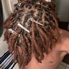 Dyed Starter Locs Men, Mens Colored Locs, Brown Dreads Black Man, Dreds Locs Men Dyed, Dread Colors Men, Brown Dreads Men