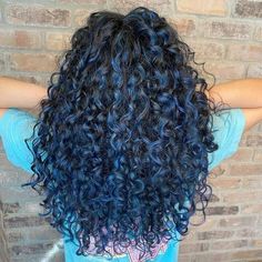 Blue Hair Highlights, Dark Curly Hair, Highlights Curly, Blue Ombre Hair, Dark Blue Hair, Highlights Curly Hair, Brown Curly Hair, Hair Color Streaks