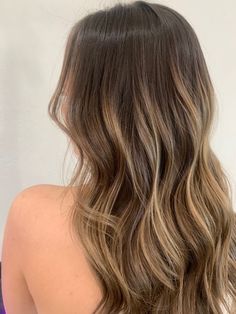 Caramel Brown Bayalage, Mid Length Ombre Hair Brunette, Blond And Brunette Balayage, Collarbone Length Balayage Hair, Belliage Hair Brunette Balayage, Blonde Partial Balayage On Brown Hair, Brown Hair With Honey Blonde Peekaboo, Partial Foil Balayage, Brown Hair Blonde Highlight Money Pieces