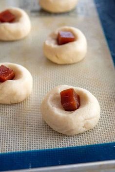 some food that is on a cookie sheet