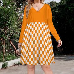 Our beautiful checkerboard dress is soft and comfortable. Features a fashionable nine o'clock long sleeve design, with a V-neck to make a fashion statement. Suitable for plus sizes that go up to 8XL.  Matching Handbag Available: https://www.etsy.com/listing/1413280434 Fabric: 95% polyester+5% spandex Care instructions:  Hand washable and machine washable, do not soak for a long time, do not bleach, wash temperature should not exceed 45ºC. Note: This product is in European size.   Please measure Long Sleeve Design, Bleach Wash, Cute Skirts, O Clock, Long Sleeve Cardigan, Sleeve Designs, Dress Clothes For Women, V Neck Dress, Fashion Statement