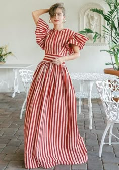 Looks Chic, 70s Fashion, Karl Lagerfeld, Striped Dress, Dress To Impress, Beautiful Dresses, Designer Dresses, A Woman