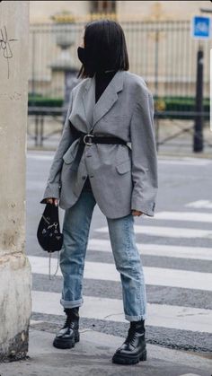 Chique Outfit, Outfit Chic, Winter Outfit Inspiration, Paris Outfits, Outfit Jeans, Cooler Look, Looks Street Style, Street Style Winter, Blazer Outfits