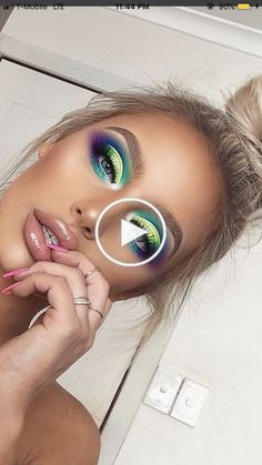 Blue Green And Purple Eye Makeup, Blue Green Purple Eyeshadow, Torquise Eye Makeup, Green Blue Makeup Looks, Blue Green Eyeshadow Looks, Turquoise Eyeshadow Looks, March Makeup Looks, Blue Green Makeup Look, Colorful Eye Makeup For Blue Eyes