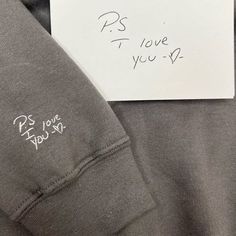 Custom Embroidered Handwriting Sweatshirt: Preserve memories with our unique garment, featuring your or a beloved's handwriting. A perfect gift for your loved ones, blending personal expression with stylish flair. HANDWRITING SWEATSHIRT - CRAFTED TO LAST, DESIGNED TO IMPRESS We believe in combining comfort with quality. Made from premium materials, our sweatshirts ensure softness and durability, allowing the delicate embroidery to stand out and withstand the test of time. Whether it's a motivati I Love You Hoodie, Personalized Hoodies For Him, Hoodie Design Embroidery, Embroidered Hoodie For Boyfriend, Embroidery For Boyfriend, Embroidery Gifts For Him, Embroidered Handwriting, Personal Embroidery, Boyfriend Hoodie