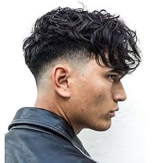 Low Fade Haircut, Mens Hairstyles Thick Hair, Wavy Hair Men, Cool Mens Haircuts, Faded Hair, Men Haircut Styles, Cool Hairstyles For Men, Faux Hawk, Mens Haircuts Fade