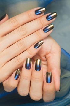 Colorful Dip Nails, Art Deco Nail Art, Flashy Nails, Classy Nail Art Ideas, Cruise Nails, Maybelline Lipstick, Classy Nail Art, Latest Nail Trends, Purple Nail