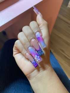 Summer Acrylic Nails Ideas Bright Colors With Bling, Dominican Nails, Spring Acrylic Nails, Diy Acrylic Nails, Colored Acrylic Nails, Purple Nail, Her Nails