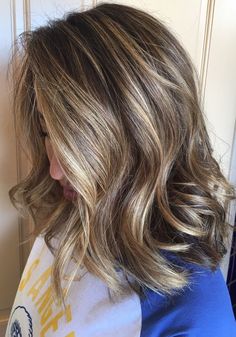 Brown Highlights On Blonde Hair, Brunette Hair With Blonde, Brunette Hair With Blonde Highlights, Highlights On Blonde Hair, Champagne Highlights, 10 Major Winter Hair Colors, Hair With Blonde Highlights, Winter Hair Colors, Brown Ombre Hair