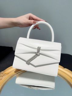 Blanco Glamour Collar  Poliuretano Liso Bolso cuadrado Embellished Modern Clutch Bag, Formal Bags For Women, Elegant Bags For Women, Fancy Clutch Purse, White Clutch Bag, Bag For Wedding, Elegant Purse, Formal Bag, Prom Bag