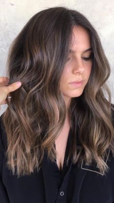 Medium Length Brown Hair With Lowlights, Dark Brown Hair Balayage Highlights, Partial Balayage Dark Hair, Brown Hair Balayage Highlights, Dark Honey Brown Hair, Partial Highlights For Dark Hair, Hair Balayage Brown, Hair Balayage Highlights, Balayage Brown Hair