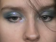 Artsy Makeup, Funky Makeup, Aesthetic Cover, Blue Eyeshadow, Makati, Pretty Eyes