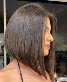 40 Amazing Long Stacked Bob Haircuts to Try Cute Bob Haircuts, Trendy Haircuts Medium, Haircuts 2024, Κούρεμα Bob, Angled Bob Haircuts, Angled Bob Hairstyles, Inverted Bob Hairstyles, Stacked Bob Haircut, Summer Haircuts