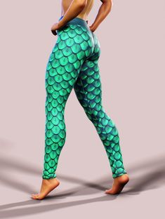 "Shop safely with Free DHL Express Shipping above $100! * Applicable for the US, Canada, and New Zealand orders over $80*  These mermaid yoga pants are handmade from a 4-way stretch fabric, printed in bright green colors.  The green scale leggings have an additional elastic in the V-shaped waistband and come with a double layer of fabric for additional support of the tummy area.  Why our products? - UV protection UPF 50+ ; - Shaping cut that lifts the booty; - Move smoothly with our all-way stretch fabric; - Breathable and light; - No more wet spots; - Squat proved. No transparency; - Original everchanging designs; Size Chart: XS . /  UK, AU, NZ 4 Bust: 84cm or 33 inch Waist: 64cm or 25.2 inch Hip: 88cm or 34.6 inch S .  / UK, AU, NZ 6-8 Bust: 88cm or 34.6 inch Waist: 68cm or 26.inch Hip: Mermaid Green, Mermaid Leggings, Estilo Fitness, Activewear Print, Dragon Scales, Green Mermaid, Latex Leggings, Women Streetwear, Gym Clothing