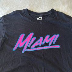 Never Worn 80s Color Way For Miami Great Condition! Miami Graphic Tee, Miami Beach Party, Surf Style Men, Florida Shirt, Yellow Tees, South Beach Miami, Beach T Shirts, Black Neon, Surf Style