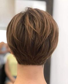 Kort Bob, Stacked Hair, Bob Cuts, Oval Face Haircuts, Short Hair Pixie Cuts, Short Brown Hair, Short Hair Trends, Bob Hairstyles For Fine Hair, Haircut For Thick Hair