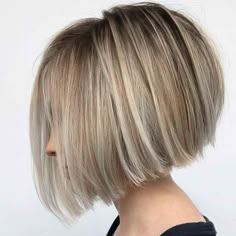 Are You Sure You Know Everything About Straight Hair? ★ Medium Stacked Haircuts, Bob Haircut Back View, Neck Length Hair, Short Stacked Haircuts, Kort Bob, Stacked Haircuts, Short Bobs, Medium Length Hairstyles