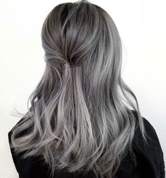 Long Grey Hair, Hair Color Flamboyage, Grey Ombre Hair, Gray Balayage, Ash Hair Color, Bronde Hair, Silver Blonde, Hair Color For Women, Trendy Hair Color