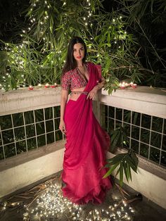 Diwali Look, Ruffled Saree, डिजाइनर कपड़े, Ridhi Mehra, Long Tunic Dress, Diwali Outfits, Indian Outfits Lehenga, Diana Penty, Ruffle Saree