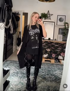 Alternative Casual Outfit, Dark Witch Aesthetic Outfit, Metal Outfits, Alternative Fashion Indie, Look Festival, Black Outfits, Punk Outfits, Create Outfits