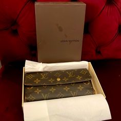 Circa 1990’s Vintage Louis Vuitton Wallet Purchased At The Beverly Hills Store Style: Sarah Wallet Is Preloved Lots Of Wear Two Flaws Noted In Pictures Serial Number Has Rubbed Off From Wear I Do Not Have The “Proof” Or Original Receipt Anymore Original Box Included With Original Tissue Ask Questions Before Purchasing, Please Do Not Buy Unless You Seriously Want It Louis Vuitton Wallet, Vintage Louis Vuitton, Beverly Hills, Louis Vuitton Bag, Original Box, Bag Lady, Louis Vuitton, Wallet, Women Shopping