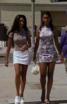 90s Street Style Black Women, Good Will Outfits, Ashley Banks Outfits 90s Summer, 90s Fashion Outfits Aesthetic, 1992 Fashion Women, 90s Fashion Outfits 1990s Style Black Women, 80s Style Black Women, 80s Aesthetic Outfits Black Women, Vintage Black Women Fashion