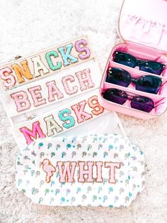 Clover Aesthetic, Beach Makeup, Aesthetic Bag, Cute Luggage, Preppy Beach