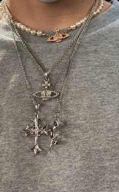 Chains Streetwear Jewelry Aesthetic, Funky Jewelry Silver, Silver Chain Cross Necklace, Silver Chain Necklace Aesthetic, Chrome Hearts Chain, Silver Necklace Aesthetic, Chain Aesthetic, Chrome Hearts Jewelry, Chains Aesthetic