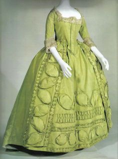 Rokoko Fashion, 1799 Fashion, 1700s Fashion, Colonial Clothing, Green Gowns, Georgian Fashion, John Jay