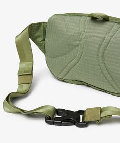 Founded in 1973, Patagonia is a renowned outdoor clothing brand known for its commitment to sustainability and environmental activism.Introducing the Ultralight Black Hole Mini Hip Pack for Fall/Winter 2024. This Verde waist pack is perfect for your outdoor adventures. The compact design and durable material make it a must-have accessory for hiking, biking, or traveling.Get your hands on the Patagonia Ultralight Black Hole Mini Hip Pack now at SVD! Environmental Activism, Outdoor Clothing Brands, Hip Pack, Outdoor Clothing, Waist Pack, Black Hole, Winter 2024, 2024 Collection, Outdoor Outfit