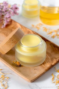 Citronella Balm, Burn Salve, Calendula Infused Oil, Natural Wrinkle Remedies, Repellent Diy, Balm Recipe, Essential Oils Business, Salve Recipes, Homemade Beauty Recipes