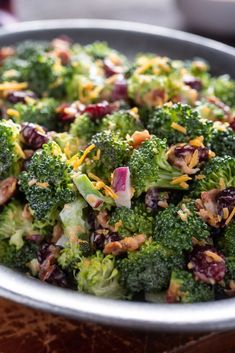 Gordon Ramsay Broccoli Salad Creamy Broccoli Salad Recipe, Apple Broccoli Salad, Creamy Broccoli Salad, Broccoli Salad Bacon, Gordon Ramsay Recipe, Creamy Broccoli, Resep Salad, Broccoli Salad Recipe, Bacon Salad