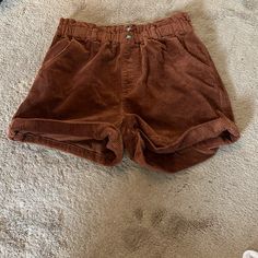 Super Cute Francesca’s Brand Nwot Trendy High Waist Corduroy Shorts, Trendy Corduroy Shorts, Trendy High-waisted Corduroy Shorts, Brown High-waisted Corduroy Shorts, Brown Cotton Shorts For Fall, Brown High Waist Corduroy Shorts, High Waist Brown Corduroy Shorts, Trendy Short Corduroy Bottoms, Fall High-waist Corduroy Shorts