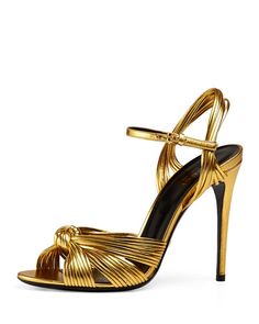 Sandals Gucci, Fallon Carrington, Gucci Heels, Chic Chic, Ankle Strap Shoes, Metallic Sandals, Gold Sandals, Gold Heels