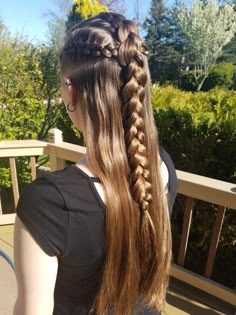 Gaelic Hairstyles, Battle Braids Hairstyles, Medieval Hairstyles Braids, Elf Braids Hairstyles, Celtic Woman Hairstyle, Medieval Hairstyles Straight Hair, Animal Hairstyles, Nordic Braids, Viking Braids Female Medium Hair