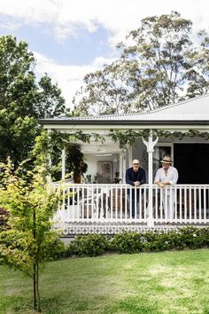 Neale Whitaker and David Novak-Piper standing on the balcony of their white country cottage. Country Style Interiors, Homes To Love, Courtyard Garden, Country Home, Country Cottage, Country Style, Guest House, House Tours