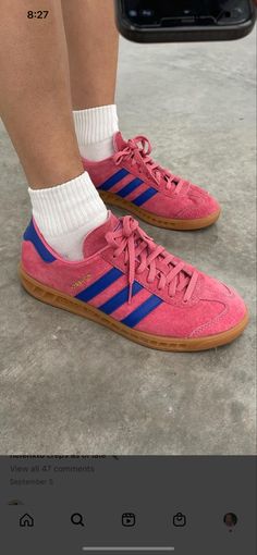 Colorful Adidas Samba Outfit, Pink And Blue Adidas Samba, Pink And Blue Sambas, Adidas Samba Pink Outfit, Adidas Sambas Pink, Colored Sambas, Pink Samba Adidas, Pink Sambas Adidas, Pink Adidas Samba