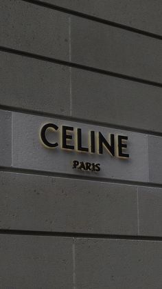 Luxury Brands Aesthetic Wallpaper, Classy Wallpaper, Luxury Brand Logo, Celine Paris, Luxury Clothing Brands, Paris Logo, Iphone Black, Luxury Logo