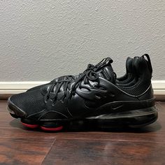 Size: 15 Color: Black Style: At8179-001 Please Message Me If You Have Any Questions! Check Out My Page For More Deals! Shoes Nike Air, Air Vapormax, Nike Air Vapormax, Black Sneakers, Shoes Nike, Black Style, Men's Nike, Black Nikes, Nike Men