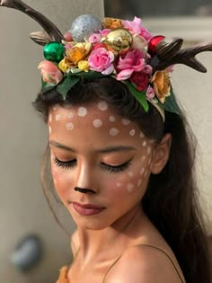 Purim Makeup, Bambi Costume, Bambi Makeup, Carnaval Outfit, Christmas Face Painting, Christmas Dress Up