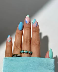 Summer Nail 2024 Trends Almond, Bio Nails, Cruise Nails, Beachy Nails, August Nails, Turquoise Nails, Nails Yellow, Subtle Nails, Simple Gel Nails