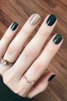 Christmas Nails Inspiration Short, Sqaure Nails, Christmas Nail Colors, Christmas Gel Nails, Short Square Nails, Cute Gel Nails, Nails Square, Street Nails, Dipped Nails