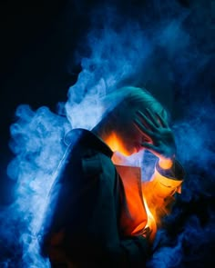 Neon Photography, Studio Portrait Photography, Shotting Photo, Photographie Portrait Inspiration, Escape Reality, Foto Art