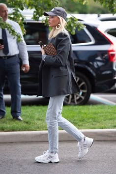 Elsa Hosk Style, Mode Dope, Berlin Fashion Street, Berlin Street, Model Street Style, Elsa Hosk, Sketch Ideas