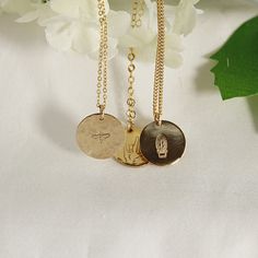 "Cactus, Bee or I love you hand sign necklace. Perfect everyday necklace and great for layering with longer chains or a sweet gift for moms, sisters or friends. Hand stamped just for you in our California Studio.   14k gold filled, rose gold filled or sterling silver disc 13mm diameter.  Stamped by hand.  Satin finish, hammered or hammered edge. Chain is 16\" or 18\" available from drop down menu. You can choose material ( sterling silver , yellow gold filled or rose gold filled )  and chain len Gold Chevron Ring, Cactus Necklace, Personalized Gold Necklace, Gold Disc Necklace, Hand Sign, Sign Necklace, Gold Chevron, Chevron Ring, Bee Necklace